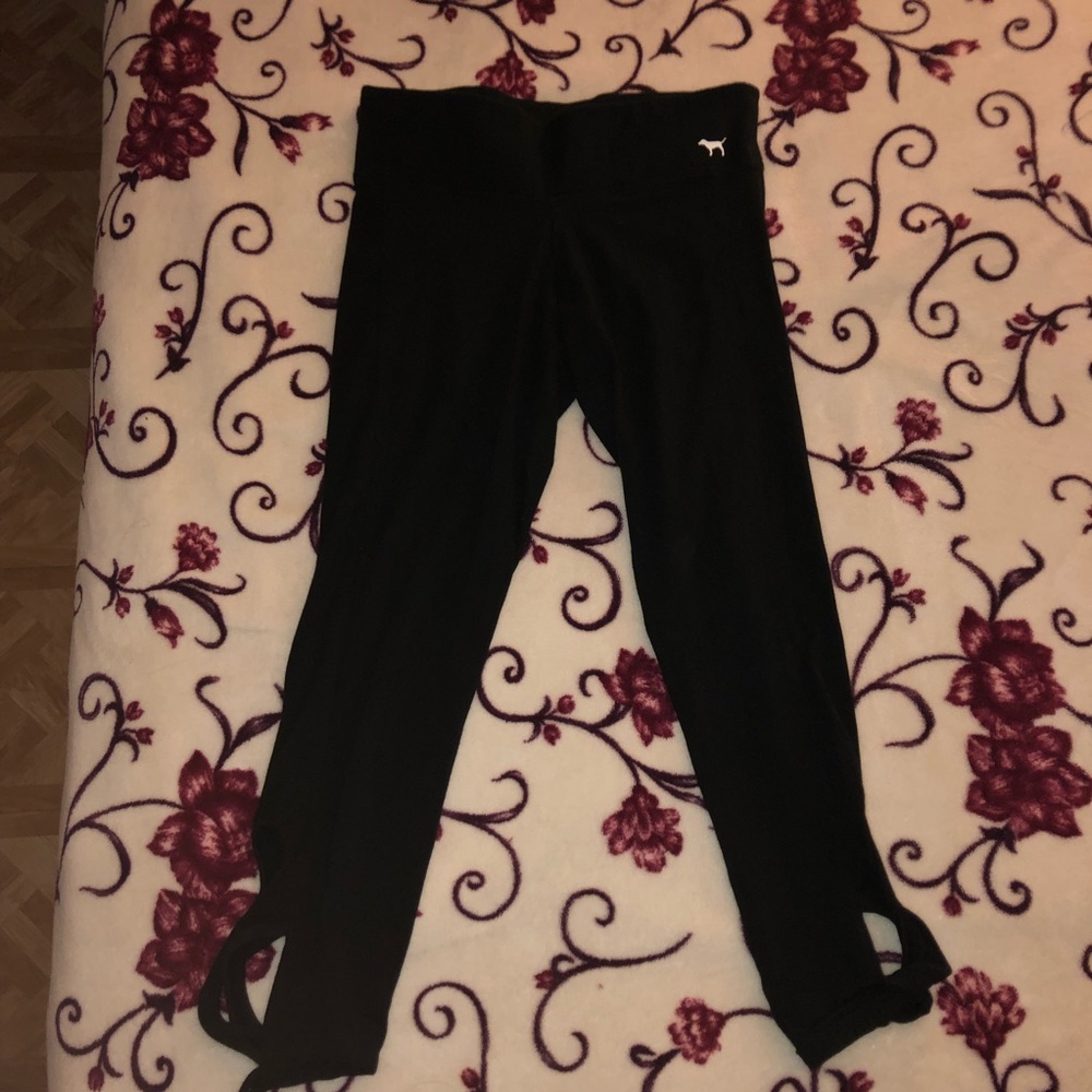 PINK cropped leggings w/ cutouts never worn
